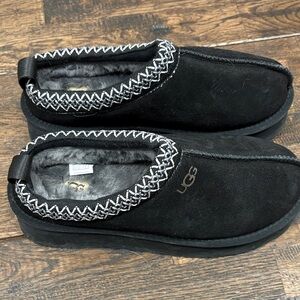 UGG Black Slippers with Contrast Stitching
